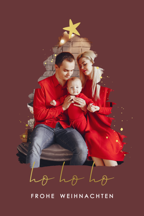 Hübsche Weihnachtskarte in Rot mit einem Foto in Tannenbaumform