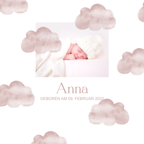 Verträumte Geburtskarte mit einem Foto Ihres Kindes in den Wolken